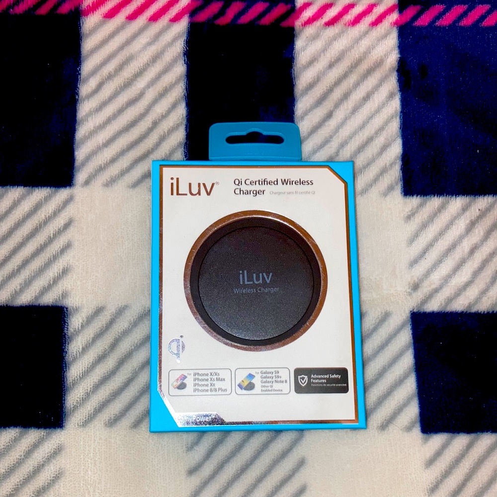iLuv Qi Certified Wireless Charger